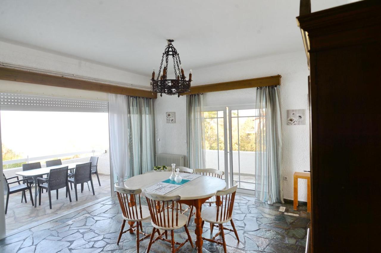 Antorina Beachfront Villas With Private Pools Kamari  Экстерьер фото