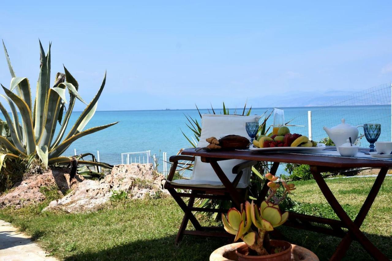 Antorina Beachfront Villas With Private Pools Kamari  Экстерьер фото
